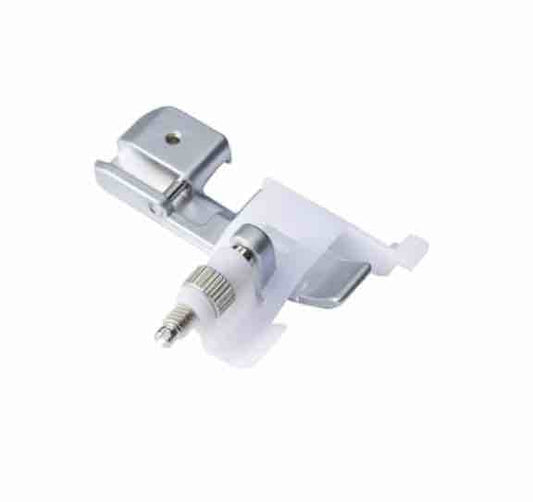 Brother SA214 Blind Stitch Foot for Serger / Pied pour ourlet invisible pour surjeteuse