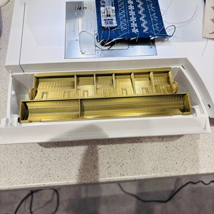 Storage tray insert for Pfaff Ambition 610, 620, 630 and 635